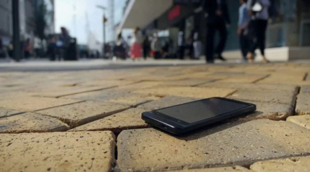 Kas teil on nutitelefon? Lülitage need funktsioonid kohe välja: omaenda turvalisuse huvides