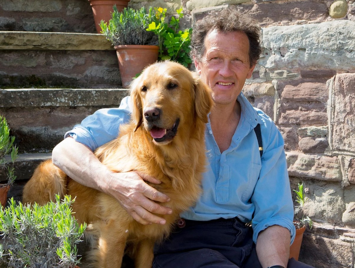 Monty Don paljastab ebatavalise köögivilja, mis aitab talvel aia linde
