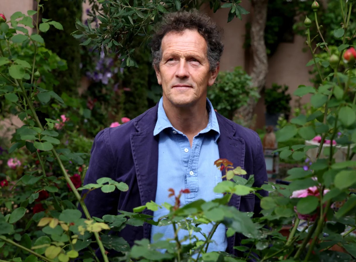 Monty Don paljastab ebatavalise köögivilja, mis aitab talvel aia linde